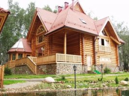 вот еще один из тех, что строили...