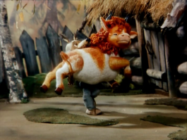 Интересная история об обезьяне, ставшей мамой для щенка