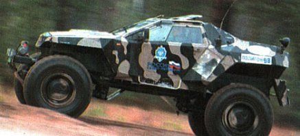 Мало кто помнит, но в 90х был разработан у нас такой вездеход Кайман.