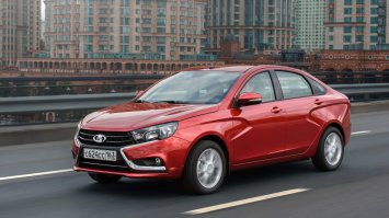 Давайте не будем забывать,что у всех выше указанных автопроизводителей не было полного краха в 90-е, когда не то что завод, а вся страна стояла на грани уничтожения, у них не было ужасного руководства и всяких " креативных менеджеров". Потихоньку и АвтоВАЗ начинает развиваться. 1970 и 2015. Неплохая же модель получилась,не знаю как качество,но дизайн очень даже классный.