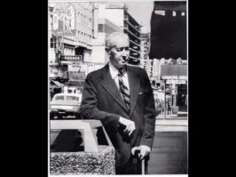 Самым элегантным был 70-летний гениальный пианист Эрвин Ниредьхази (Ervin Nyiegyhazi)