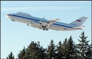 «Первый бортовой комплекс технических средств (БКТС) на базе самолета Ил-80 успешно прошел гос-испытания и до конца 2015 года будет передан заказчику», — говорится в пресс-релизе компании.
  «Конструкция Ил-80 позволяет принимать на борт высший командный состав ВС РФ, боевой расчет, состоящий из оперативной группы офицеров Генштаба и специалистов технической группы, отвечающей за работу спецоборудования самолета. Технические характеристики комплекса позволяют осуществлять управление сухопутными войсками, военно-морским флотом, воздушно-космическими силами, ракетными войсками стратегического назначения», — заявили в «Объединенной приборостроительной корпорации».