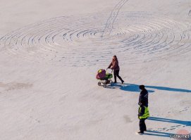 Да всё же просто! Отгадку сегодня нарисовали в другой теме.