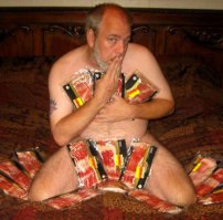 Макар, как-же я тебя сразу то не признал?!