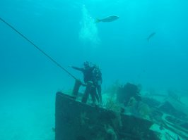 Затонувшие корабли под водой 