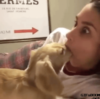 Интересно эта дура хоть раз видела чем псина свои яйца моет?