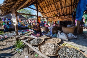 Рыбаки на озере Инле