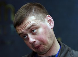 Вы думаете, что это какой-то дебил? Нет, это известный украинский писатель Андрей Кокотюха.