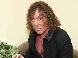 "...где Бильбо Бэггинс был очень похож на Леонтьева..."
Вот Леонтьев. По-моему совсем не похож на вашего Бильбо.