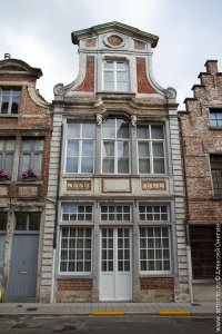 Бельгия. Брюссель. Подобный закон, подобная компоновка домов...