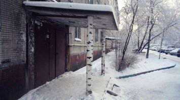 Что на этой фотке не так? А то я уже глаза с мозгом сломал, пытаясь найти что-то необычное. :)