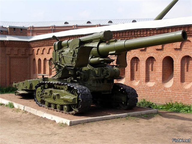 "Сталинская кувалда" это 203 мм гаубица Б-4. 
А так да Мощь Мощная!