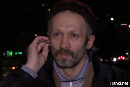 Родина должна знать своих героев!

"Таксист, подрезавший в Москве автомобиль скорой помощи, рассказал LifeNews, почему это сделал. Он утверждает, что скорая вытесняла его с полосы, а перестроиться в тот момент он не мог, поскольку слева двигалась легковушка."