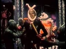 Школоло, блин. Если ужбрать визуальный ряд, то и наши там не на последнем месте - "новогодние приключения Маши и Вити", например, и другие...