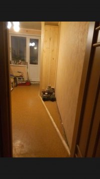 Тоже сейчас рукожоплю шкаф купе. Только он будет как стена, встроенный. Правда я этим никогда раньше не занимался, и хз что получится, но пока что идет все по плану)))