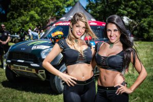 ... я брюнетку прокатил бы  Здоровая такая