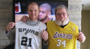 То чувство, когда по прошествии стольких лет помнишь чьи это номера. Эх, было время.