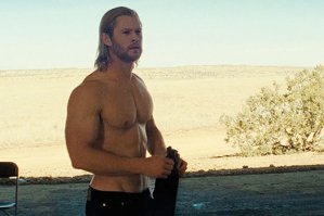 Идеальная фигура - это вот  А выше сильно на любителя