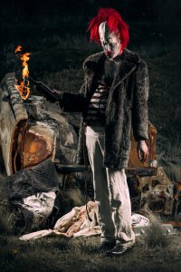 А это точно девушка??? Тогда я столько не выпью)))