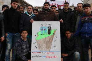 Очередная акция протеста от антиправительственных активистов из посёлка Кафр Набл (Kafr Nabl) расположенного в провинции Идлиб. 

На этот раз активисты обращаются к специальному представителю Генсека ООН в Сирии, Стаффану де Мистуре. В срыве межсирийских переговоров они обвиняют ВКС РФ, заявляя, что авиаудары российских самолётов стали причиной бегства 100 000 человек с севера провинции Алеппо.