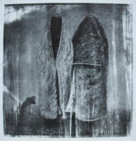 Слева по-моему симпатичнее...