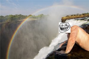 Как-то так. Мондраж был небольшой, но самое сыкотное это по палочкам(лестница из подручного материала) спускаться к речке Замбези на рафтинг, после этого ноги 2 дня болели.