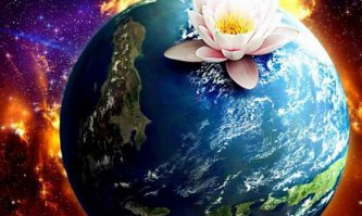 Во-первых – ждать, что прилетит добрый волшебник и мановением волшебной палочки поставит все с головы на ноги, наивно. Мы уже давно взрослые и в сказки не верим.