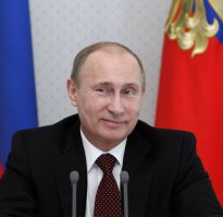 Это не большие люди,а высокие.(во мне самом 201см,но большим себя не считаю). Вот пример большого человека!