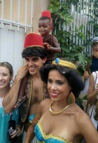 слишком толсто, но все равно забавно :)