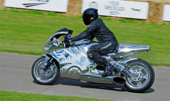 гипербайк Y2K с 320-сильным двигателем от вертолета,от 0 до 100 за 1,5 сек...