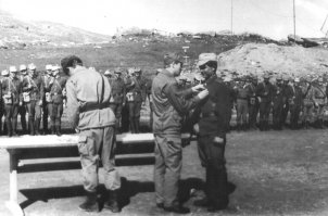 Награждение 4ММГ  "Тути".  23 февраля 1987г.