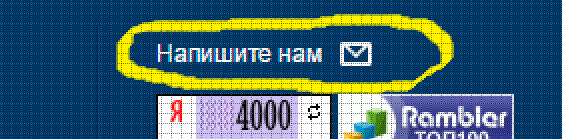 Рабочий украшает гипсокартоновые стены объемными картинами, используя лишь шпатлевку