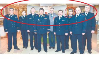 автор ошибся с кружочком.... наверно хотел отметить так...