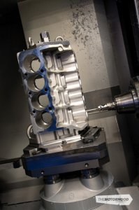 А тут как про сову. Типа воображение дорисует.