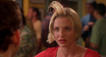 Новый тренд соцсетей: прическа "под единорога"