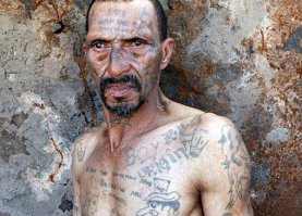 Тату - это очень красиво, но не всё могут понять.