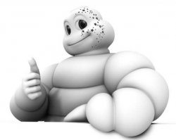 14 человек, которые уверены, что они выглядят как знаменитости