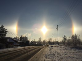 Чувствую разбираешься в искусстве. Зацени моё фото снятое телефоном в сильный мороз: