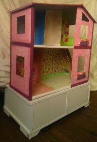 Вот тебе для сравнения (материал ДВП+ по уголкам- натуральное дерево)- в ТРИ раза легче, отделка женой: краска фактурная, декупаж. Вот теперь сравни.