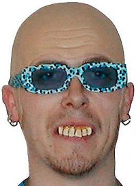 Как нужно одеваться мужчине, когда он начинает лысеть