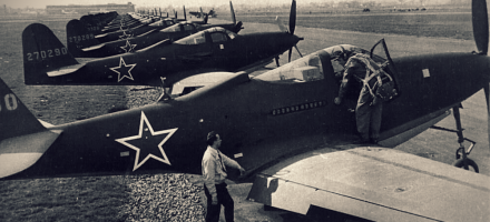 Пост хороший, но где же авиация? А машины обеспечения? 
Добавлю свои "пять капель":