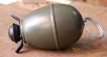 А что яйцо всегда обижают ? Везде пишут  нигде фото нет