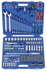 Вместо носков и пены для бритья!