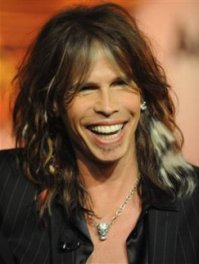 Ну у Робертс пасть то вообще знатная:)Вот у этого товарища тоже хлебальник добротный)