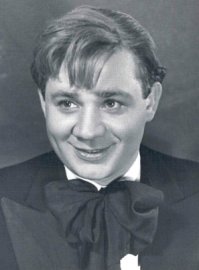 Очарование молодости: знаменитости много лет назад