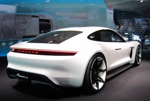 Porsche "Mission E"