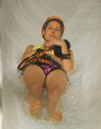 Водные горки - это весело)