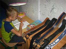 Лучший способ заставить учиться исключительно из-под палки. Что будет делать автор, когда жопа загрубеет так, что ни один ремень не пробьет?
