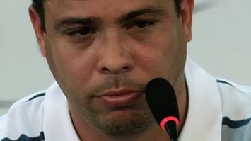 Предатели...