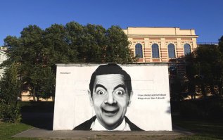 Вот это тоже из Питера - у меня рядом с домом оба...